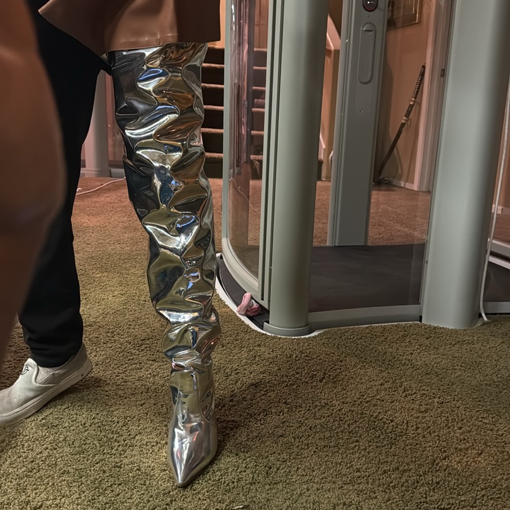 Custom boots - Picture 3 of 5